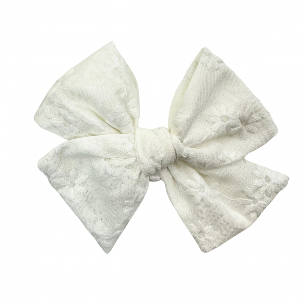 White Embroidered Daisy :: Voyager Bow