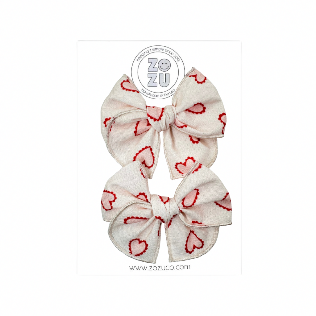 Scalloped Hearts :: Mini Traveler Pigtail Set