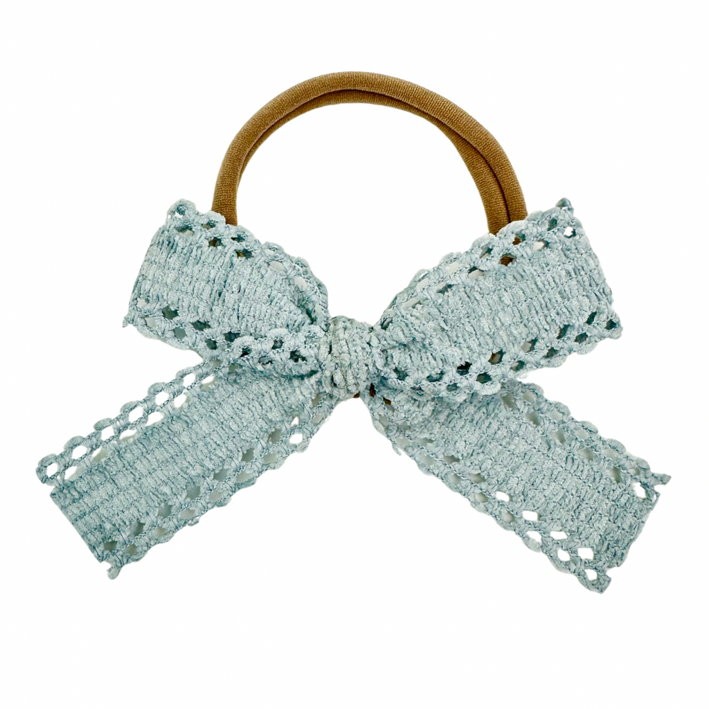 Blue Velvet Scallop :: Ribbon Mini Explorer Bow